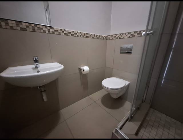 2 BEDROOM APARTMENT TO LET IN UMHLANGA RIDGE